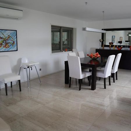 Villa Dos Salgados, 5Bdr, Beach Front, Near Salgados Golf Club Guia  Eksteriør billede