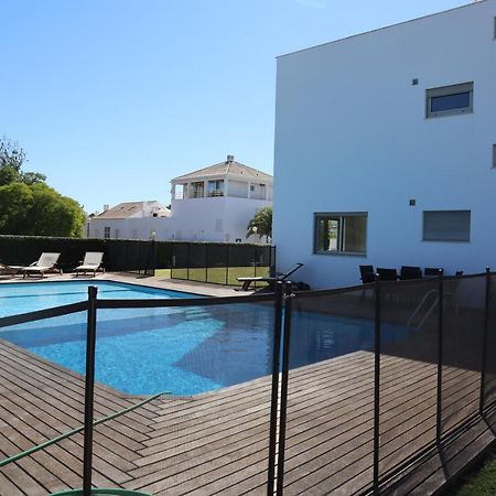 Villa Dos Salgados, 5Bdr, Beach Front, Near Salgados Golf Club Guia  Eksteriør billede