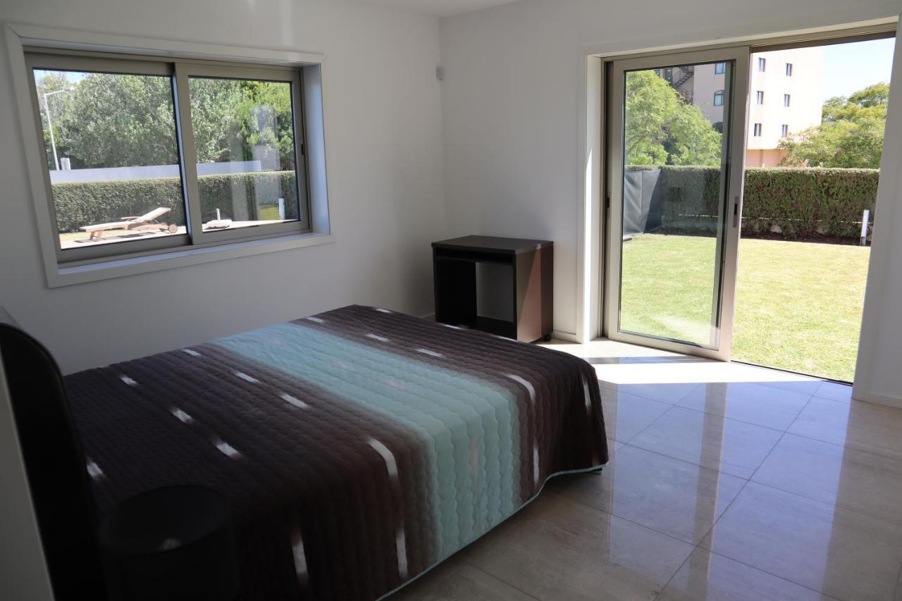 Villa Dos Salgados, 5Bdr, Beach Front, Near Salgados Golf Club Guia  Eksteriør billede