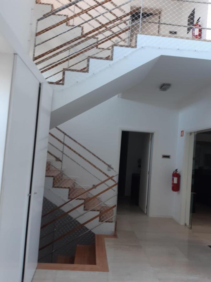 Villa Dos Salgados, 5Bdr, Beach Front, Near Salgados Golf Club Guia  Eksteriør billede