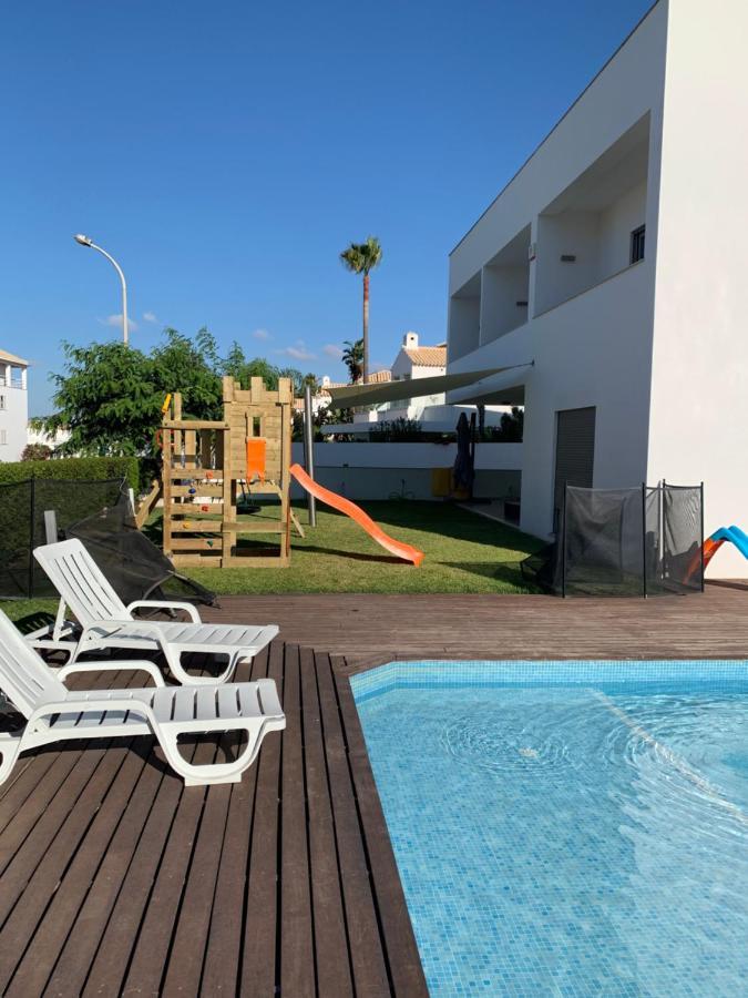 Villa Dos Salgados, 5Bdr, Beach Front, Near Salgados Golf Club Guia  Eksteriør billede